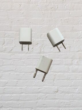 Bundle of 2 Like 🆕 Apple USB and 1 international USB charging blocks